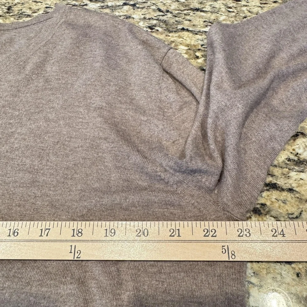 Banana Republic Sweater Mens‎ L V Neck Luxury Blend Lightweight Pullover